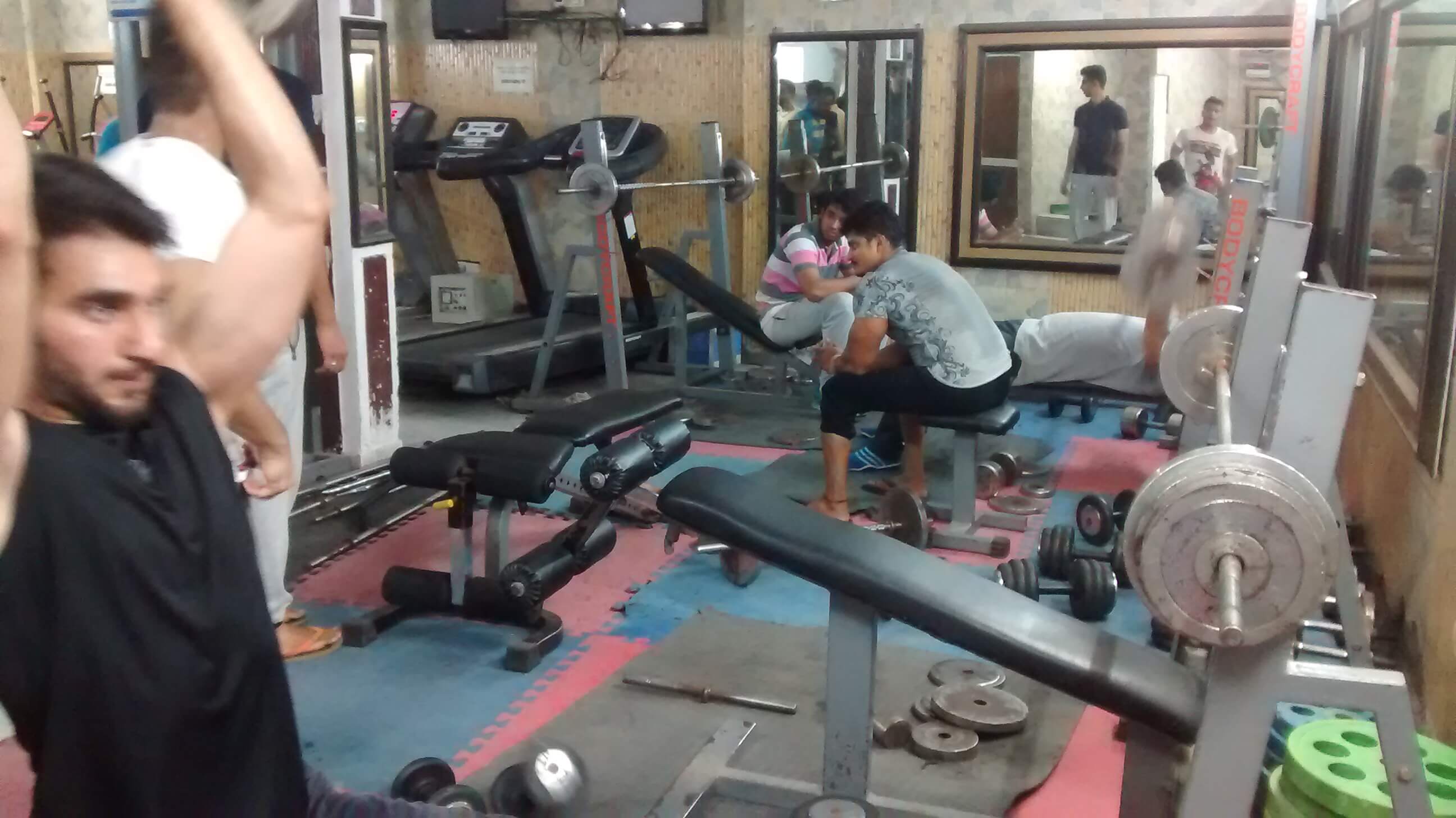 Good health- Kotla, Opp Defence Colony, Platinum Gym & aerobics,,steam room,lajpat nagar 2, Yoga,Aerobics,Zumba,,gym,fitness,yoga,aerobic,weightloss,muscle,personal trainer,body building,fitness,health