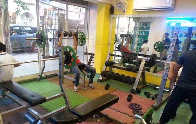 Dronacharya-The Gym,kalkaji,gym,fitness,yoga,aerobic,weightloss,muscle,personal trainer,body building,fitness,health