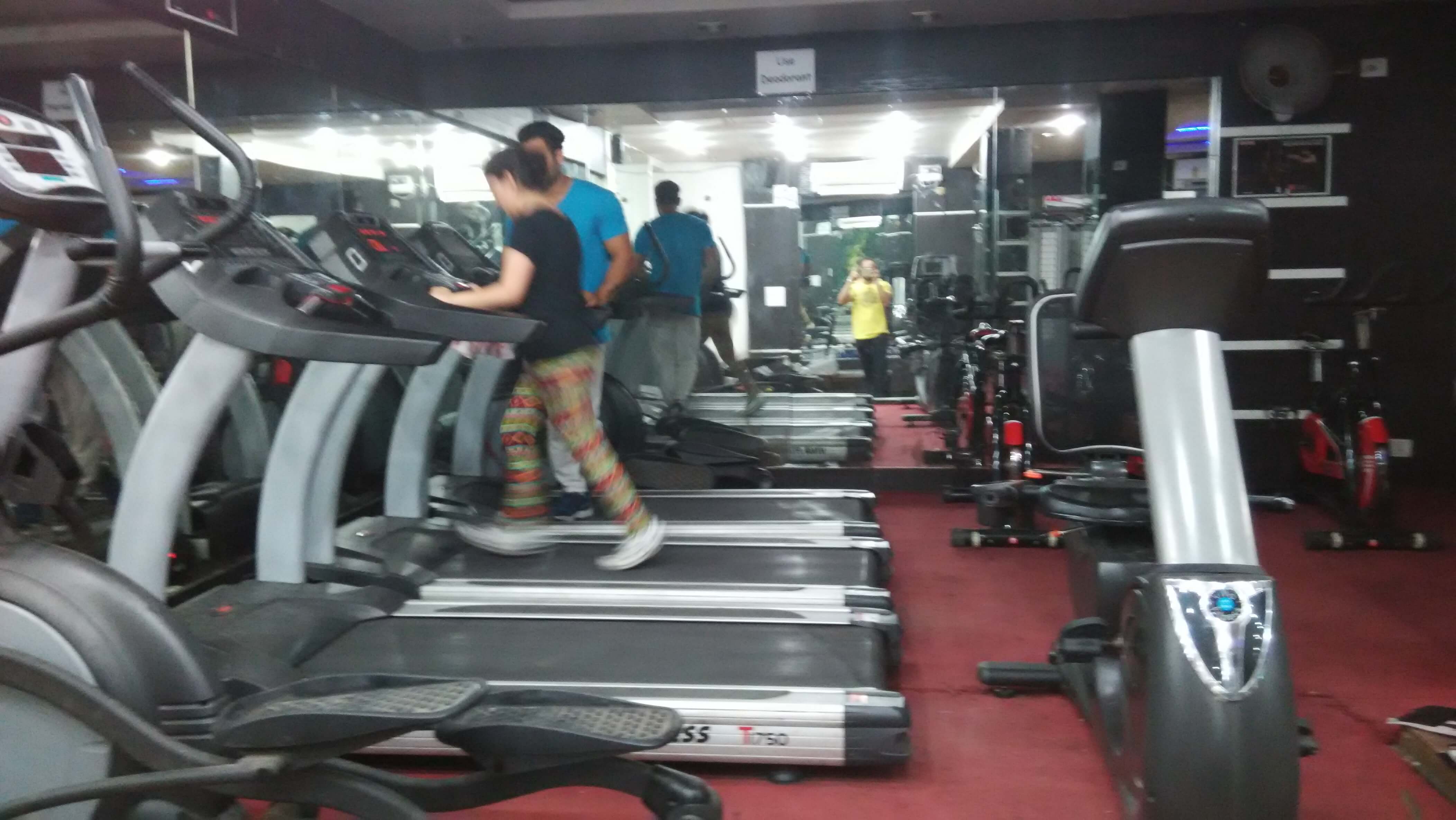 7& Fitness-Rohini Sector 14